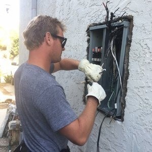 Beverly Hills EV Charger Installers